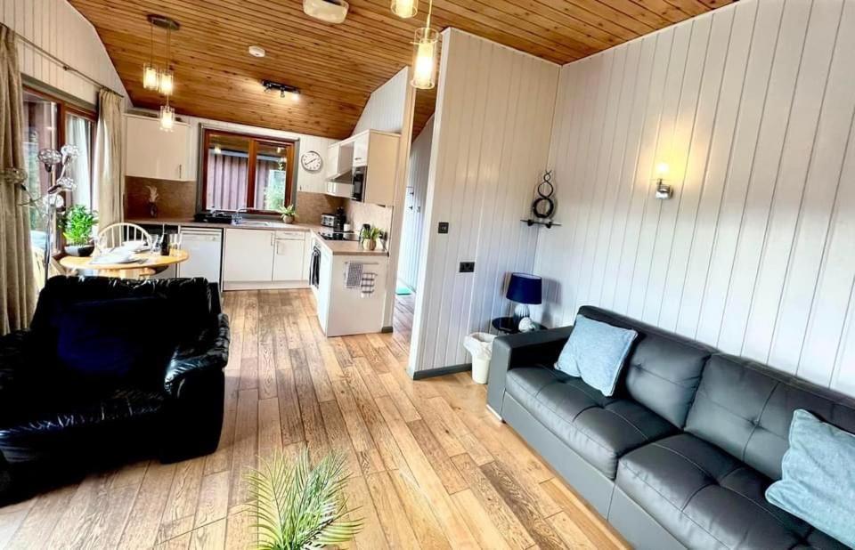 Holly Lodge 12 Hot Tub York Eksteriør bilde